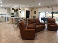 Dover Street 77_21032023