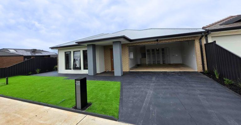 Front of-House-768x400