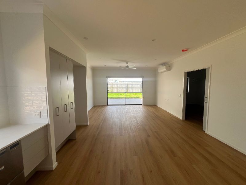 Weir St Thornlands  1)