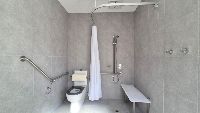 Clyde North   Ensuite 1 - image 2 reduced