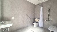 Clyde North   Ensuite 1 reduced