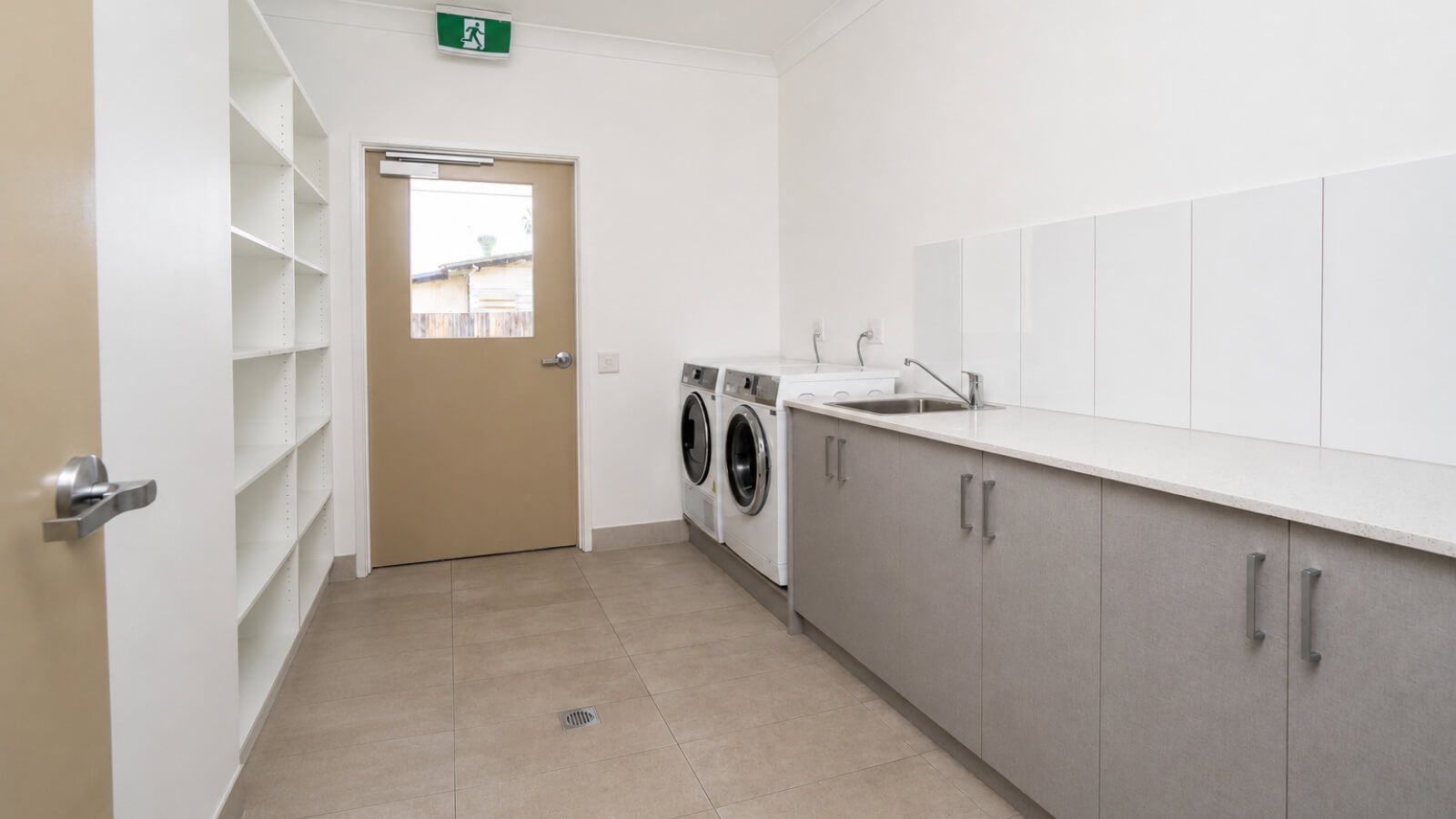 south mackay_dax40619p_accommodation-03-l
