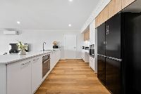 005 Open2view_ID862029-11_Ballad_Street