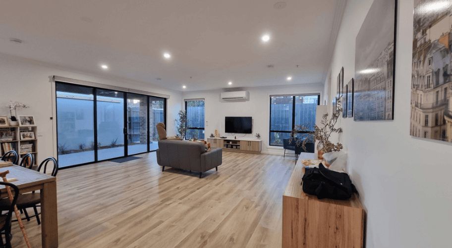 HH Living 2
