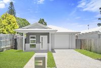 PROFESSIONAL PHOTO   LOW RES 1