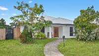 white rock-dax40345p-accommodation-l_01