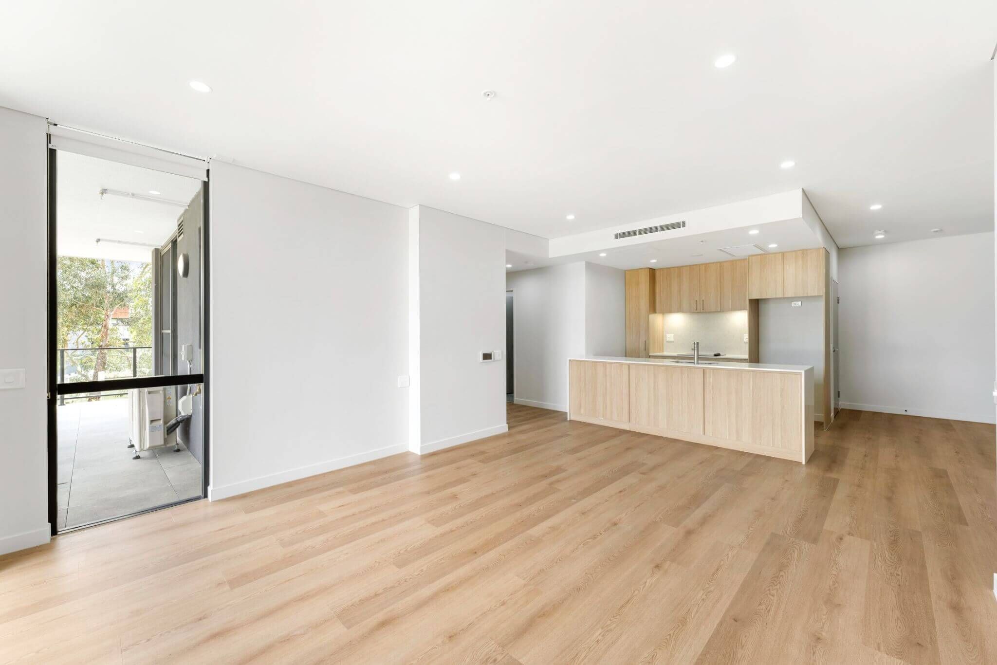 68d5e1029728c78dfe790136 b486504b-36f6-4d49-b84a-c95ea4f6b3c0-lg-CheaMedia-09440 (1)