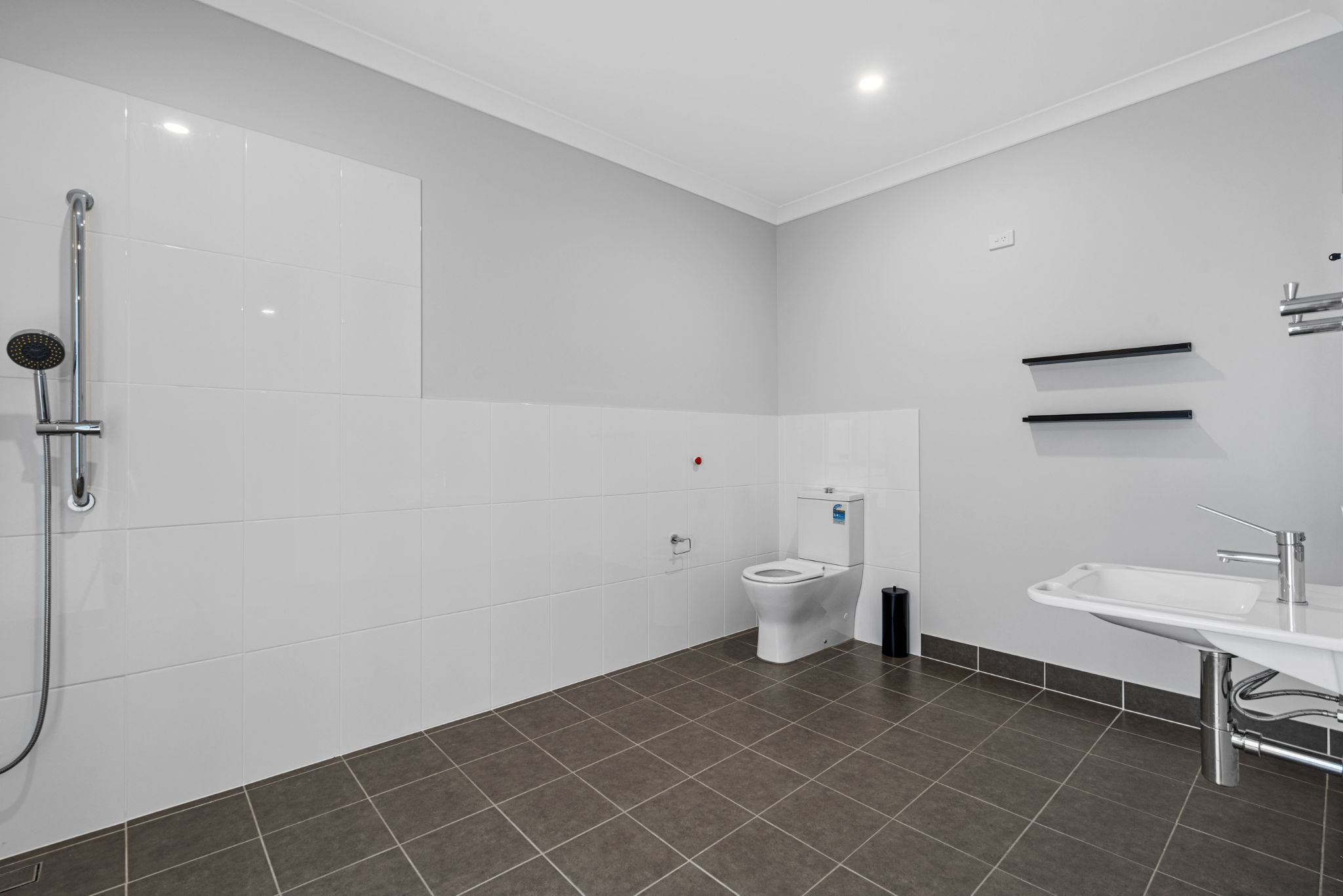 online image-compressor_008_Open2view_ID992771-28B_Lusitania_St__Newtown