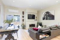 Lounge room