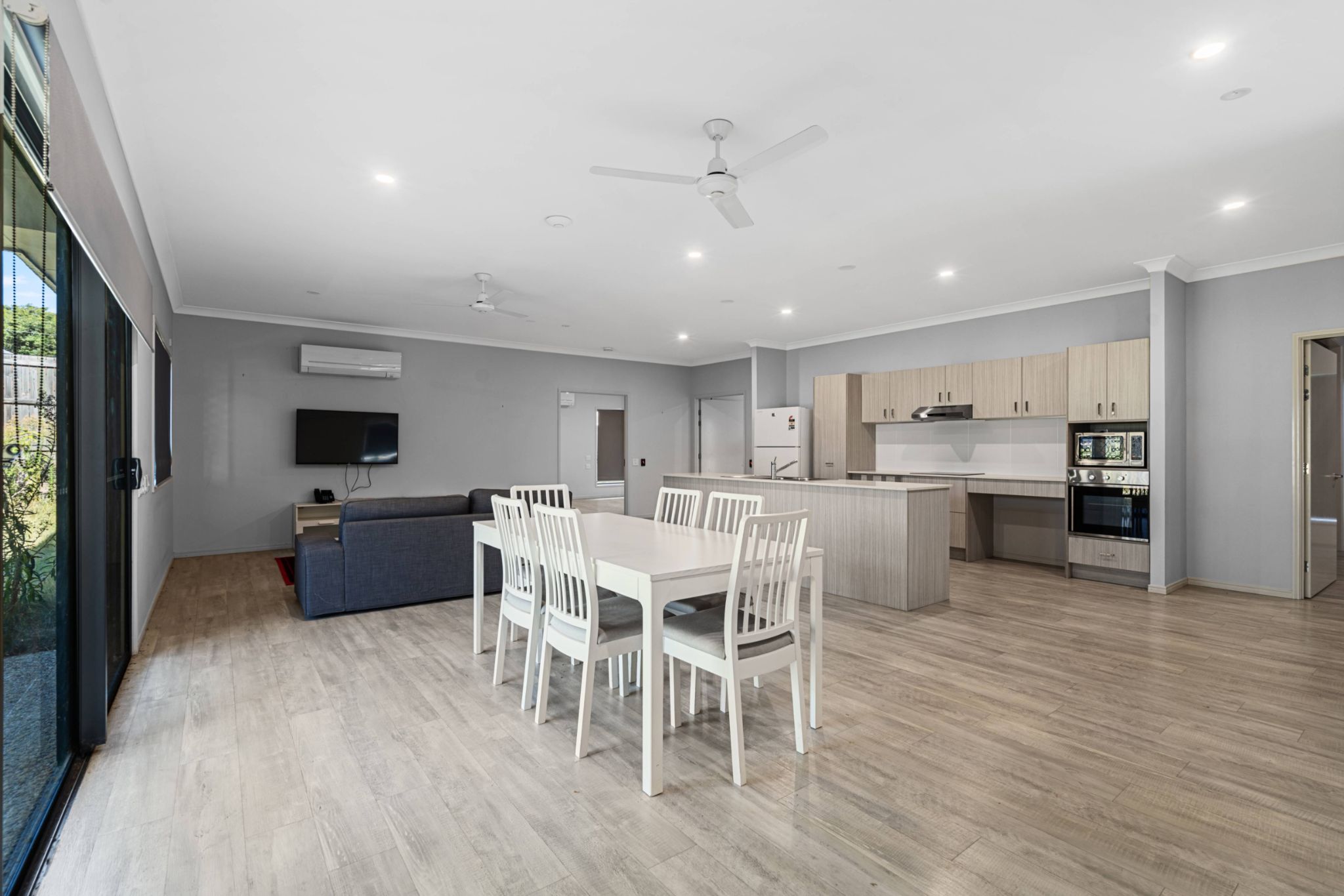 online image-compressor_002_Open2view_ID992771-28B_Lusitania_St__Newtown