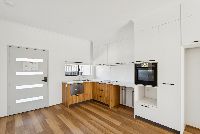 3 13 Cope St  Midland 08