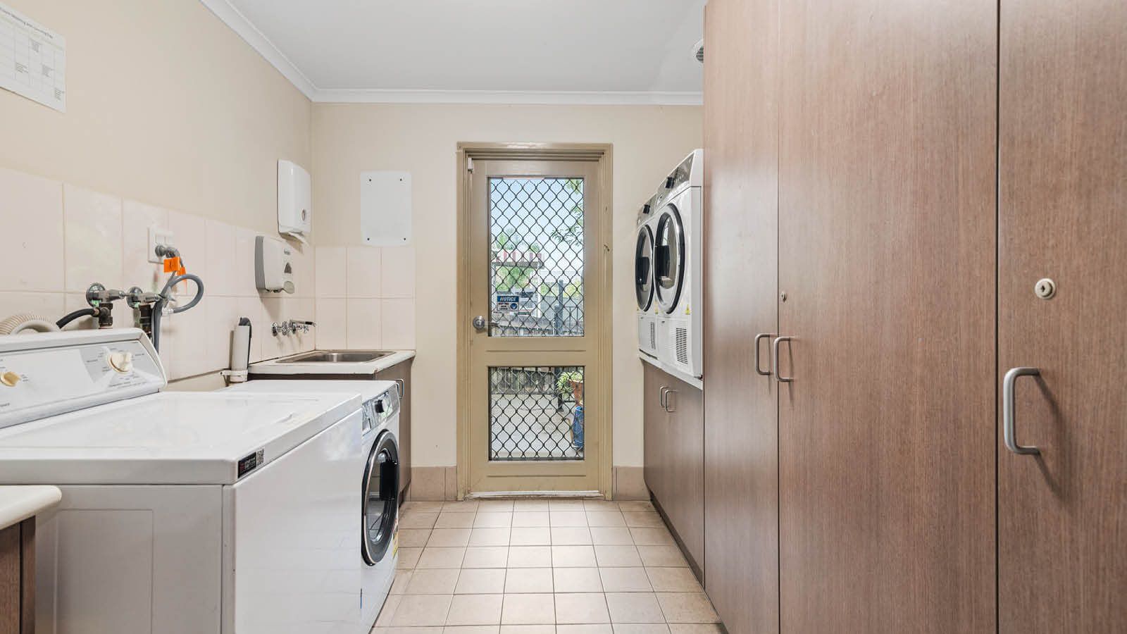 southport dax40052P-accommodation-11-1