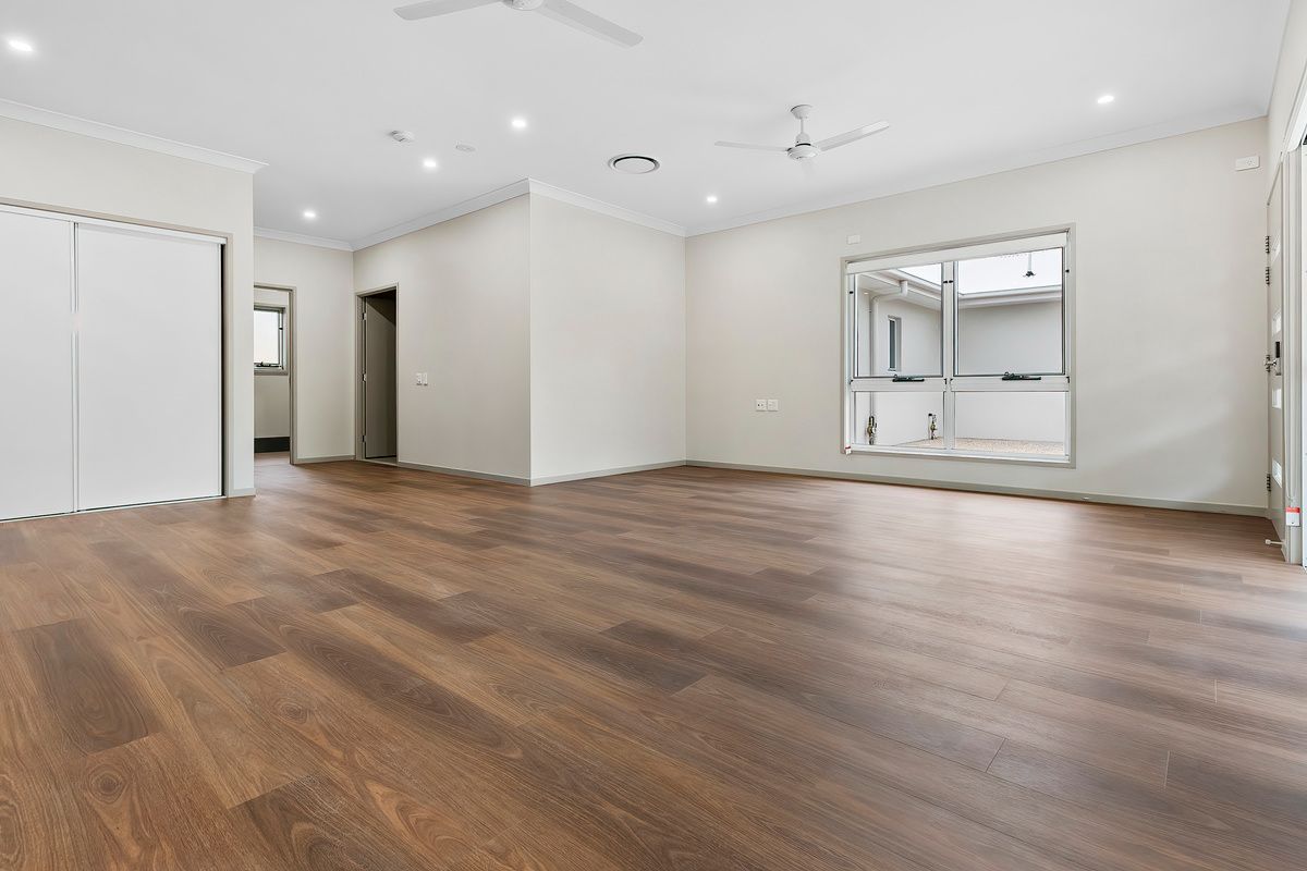 101BRA  PROFESSIONAL PHOTO - LOW RES 7) 20250618160220386