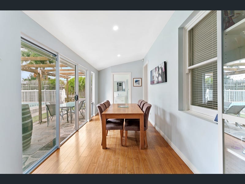 30 Mattner Avenue Glenelg    Dining
