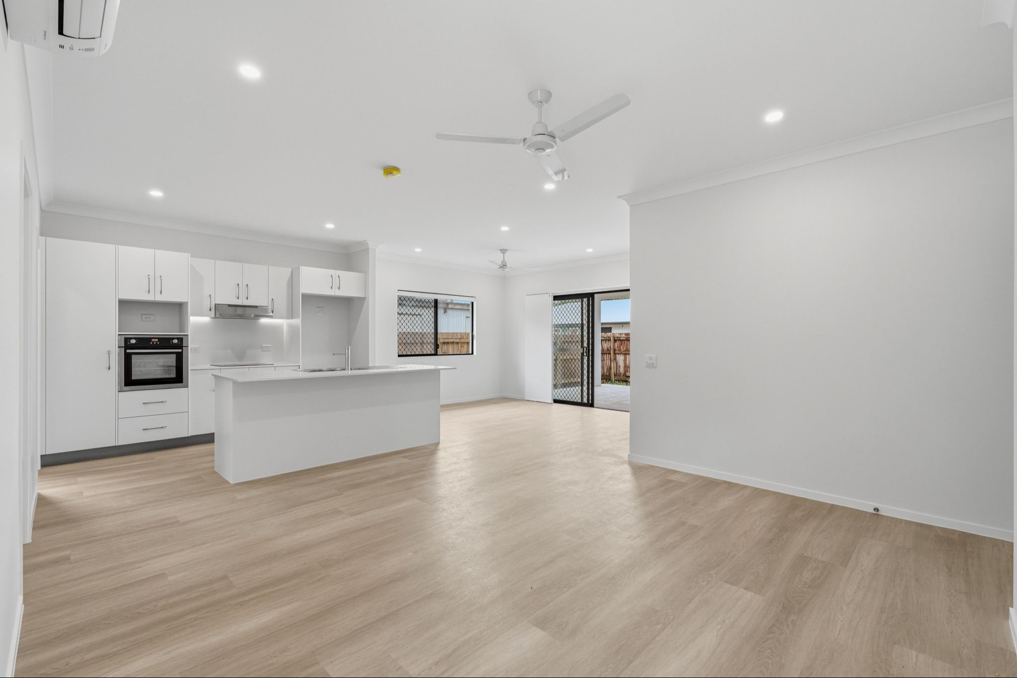 2   Cavendish St 10 - U2 Living