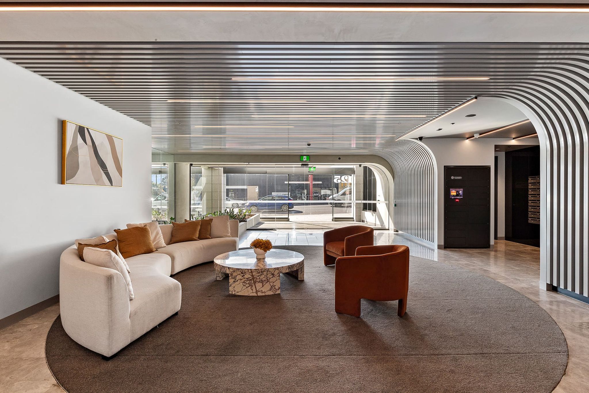 12891290 13-328-16_photo_web