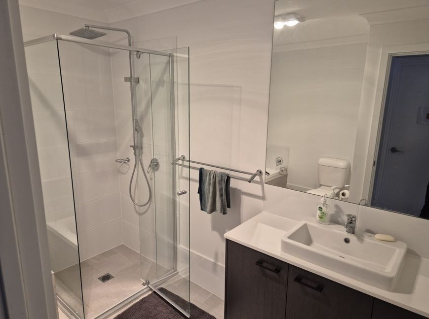 Bathroom1