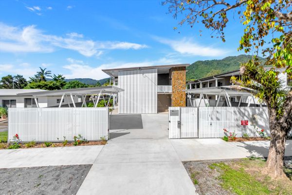 Swallow Street SDA Aparments