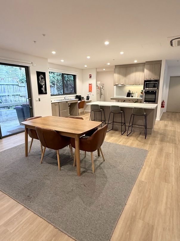 Kitchen image 2