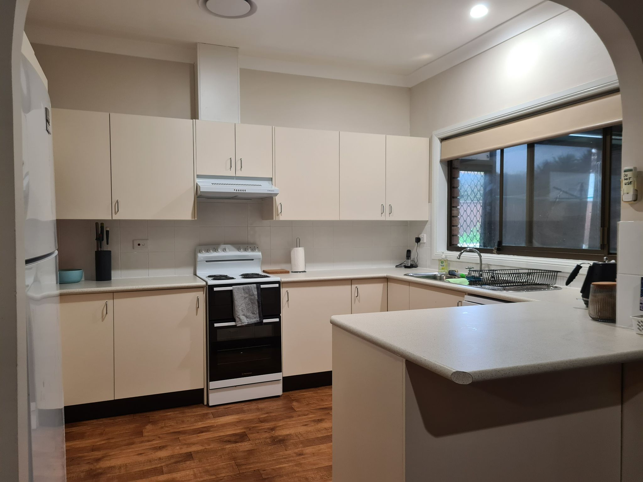 SIL0029 LR_Bilba Crescent, Maryland_kitchen1