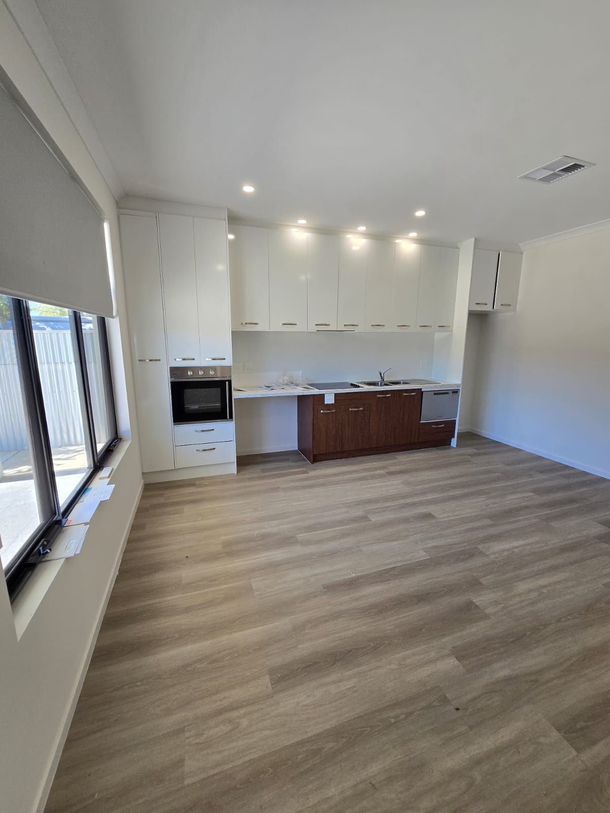 adrdckqbj7zzrrcqvkzw