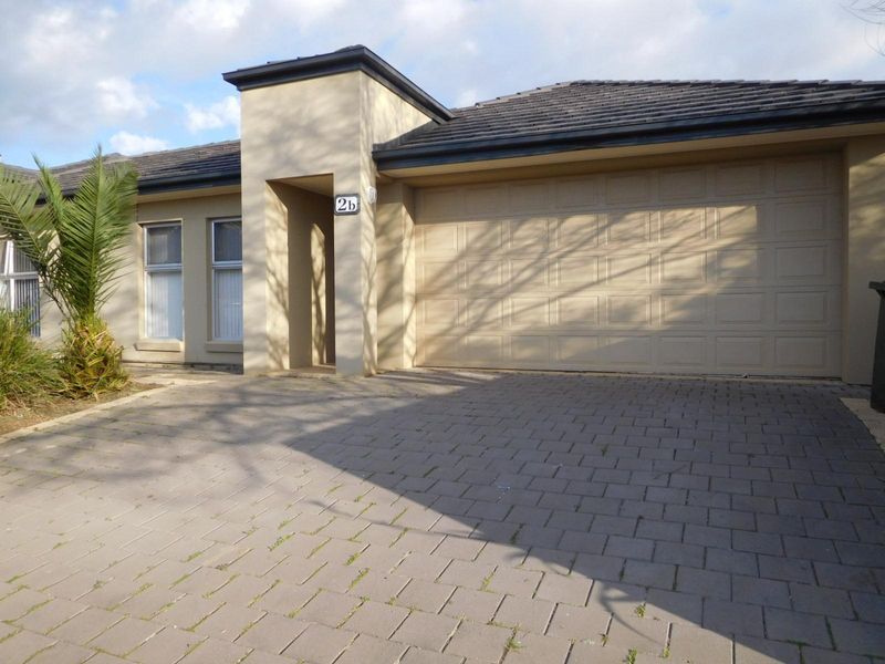 2b Vardon Street main entrance