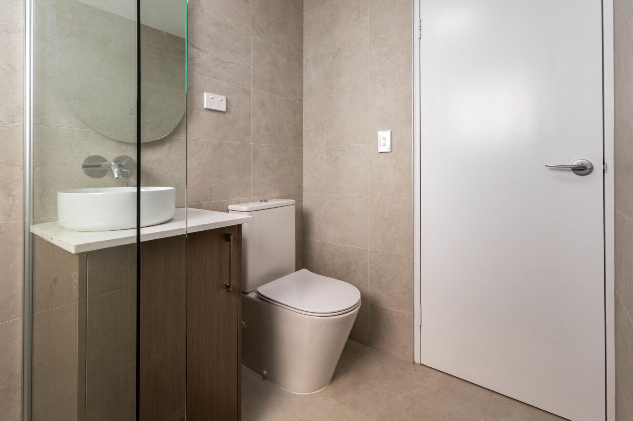 867f3e71 5565-4212-8086-10cc2d6639e4