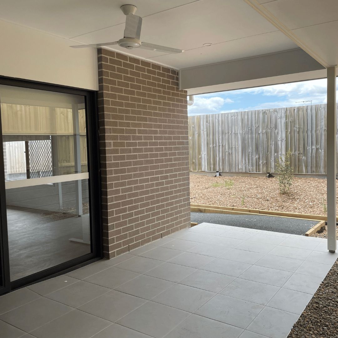 5 Gumtree  Ripley Outside