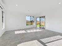 5   Alexander Pl 22 - Family Dining