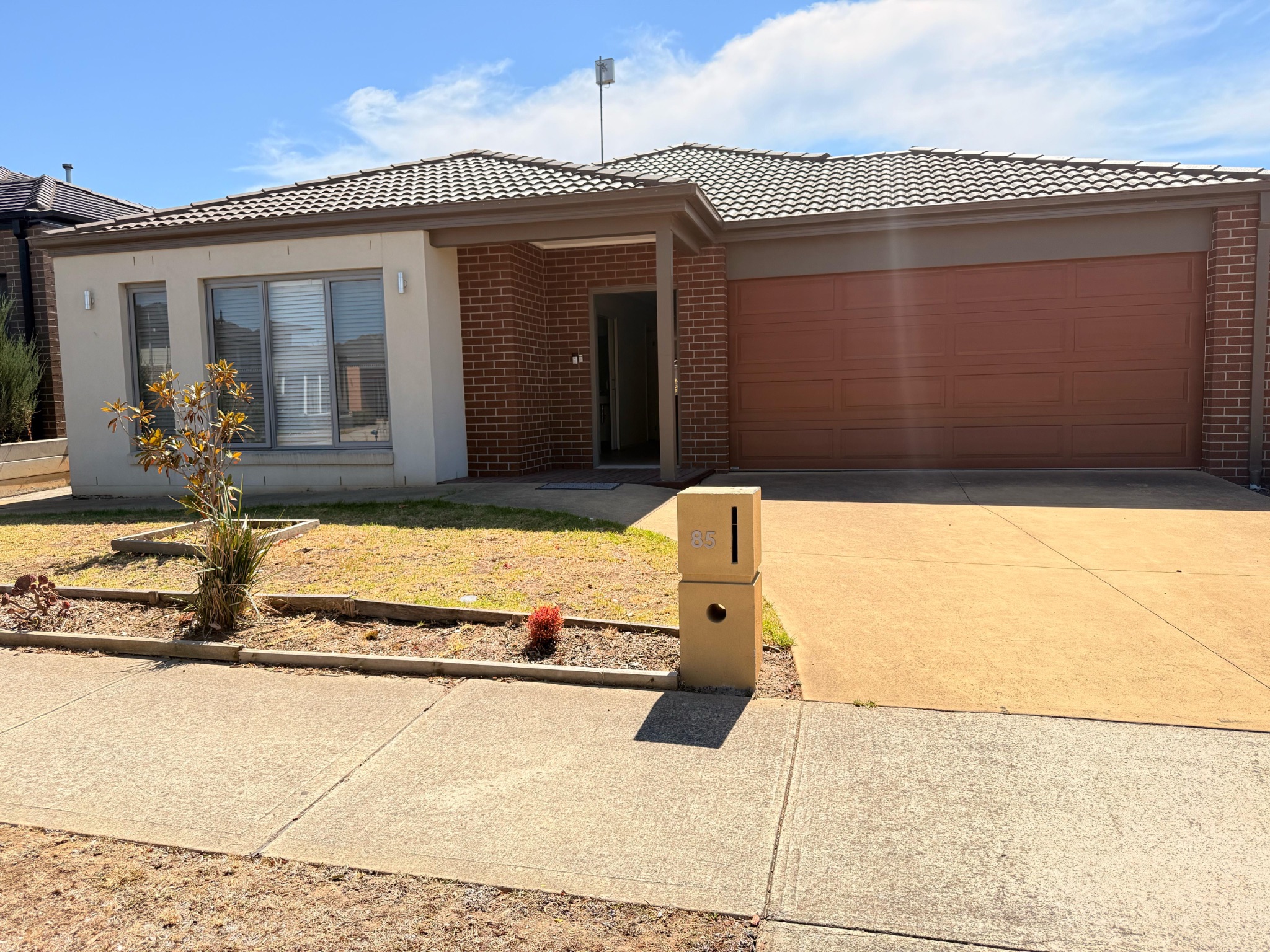 5d415511 50f6-419e-8b25-0d90deff178f