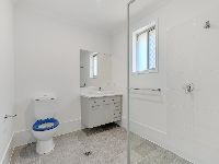 8   Alexander Pl 22 - Ensuite