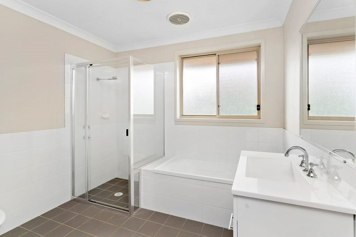 sil woongarrah-bathroom