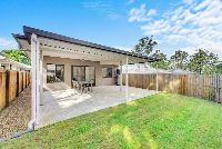 6   Larsen St 20 - Yard