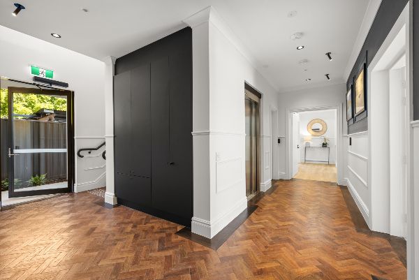 1747966045801 40-ManlySt-1