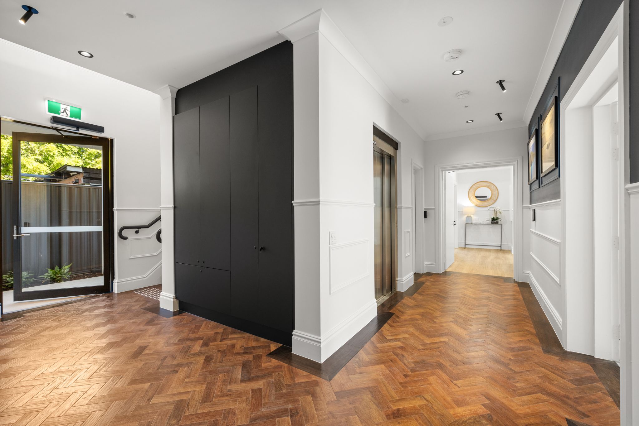 1747966045801 40-ManlySt-1