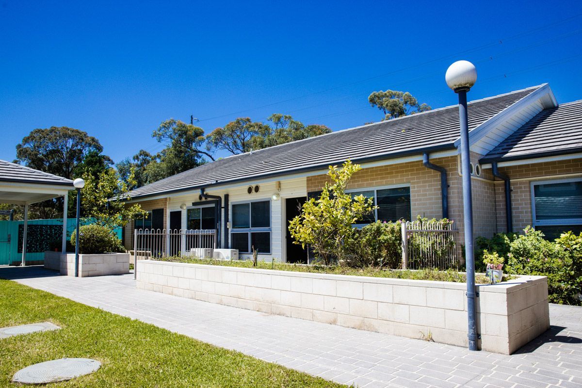 SIL003 LR_Claireville-SharedOutdoor-3