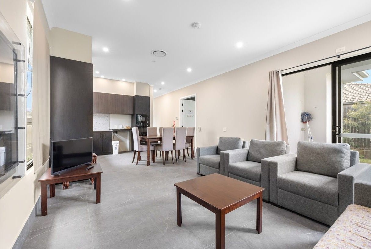 3   Ludwig St 4 - Living to Kitchen