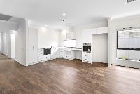 005 Open2view_ID999325-10_Windsor_Way__Waikiki