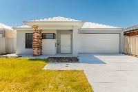 001 Open2view_ID999325-10_Windsor_Way__Waikiki