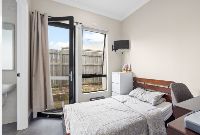 10   Ludwig St 4 - OOA