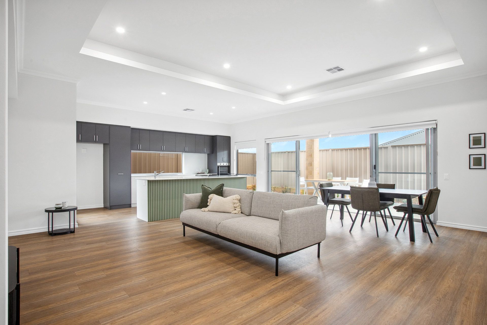 Mantis Grove - Karnup