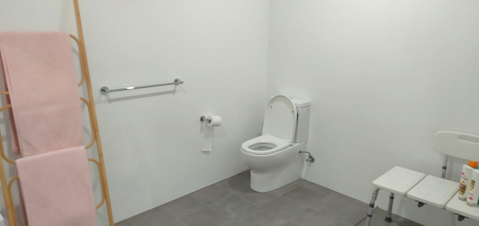 b33cb1c2 1e64-43c9-85e0-c8a9ac4628ee