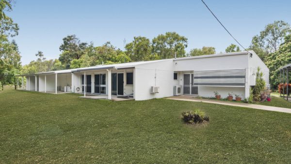 Forrest Beach-dax40331P-accommodation-01-l