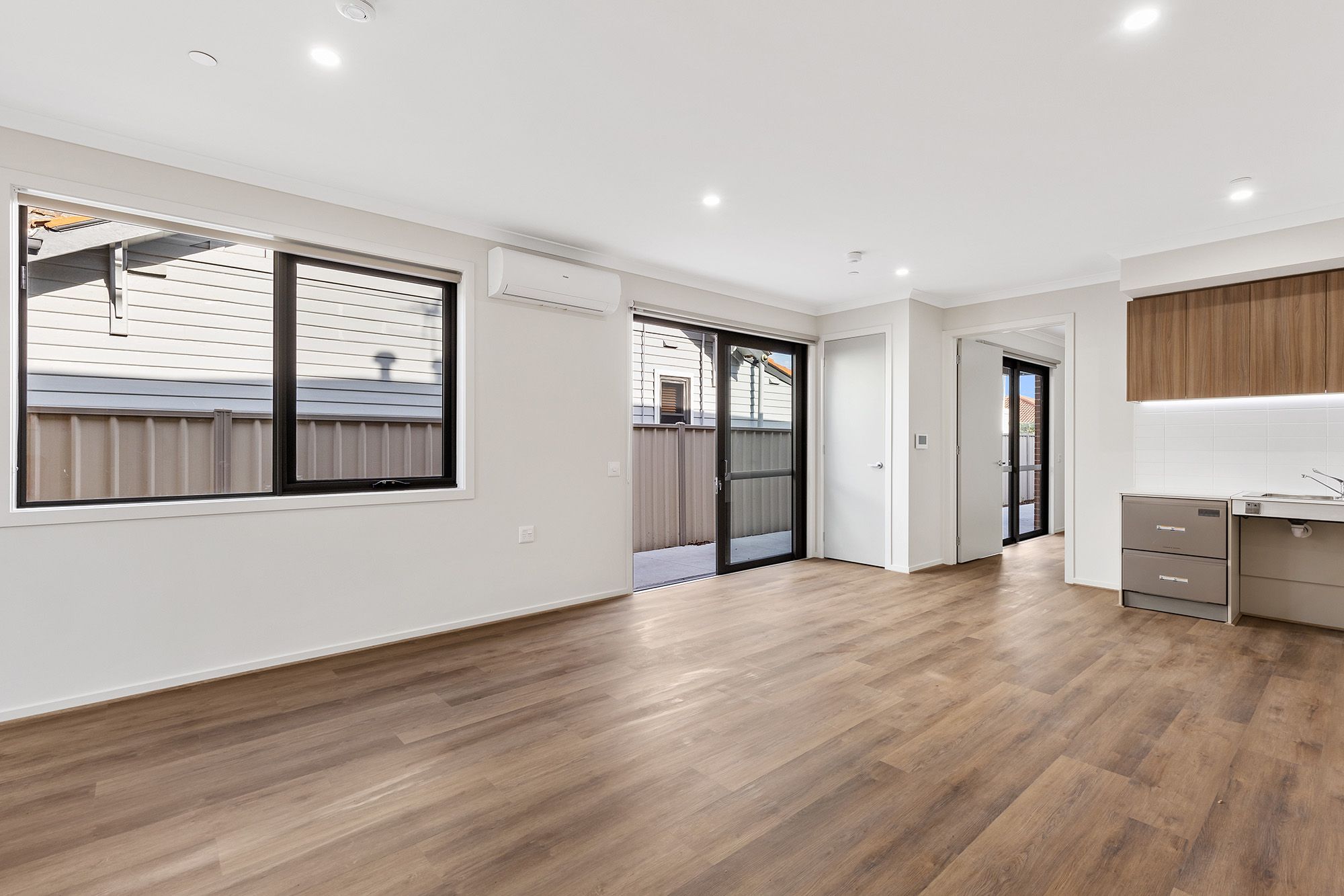 Burnewang 1BR   Living Dining Kitchen Alfresco 2 LR No Logo