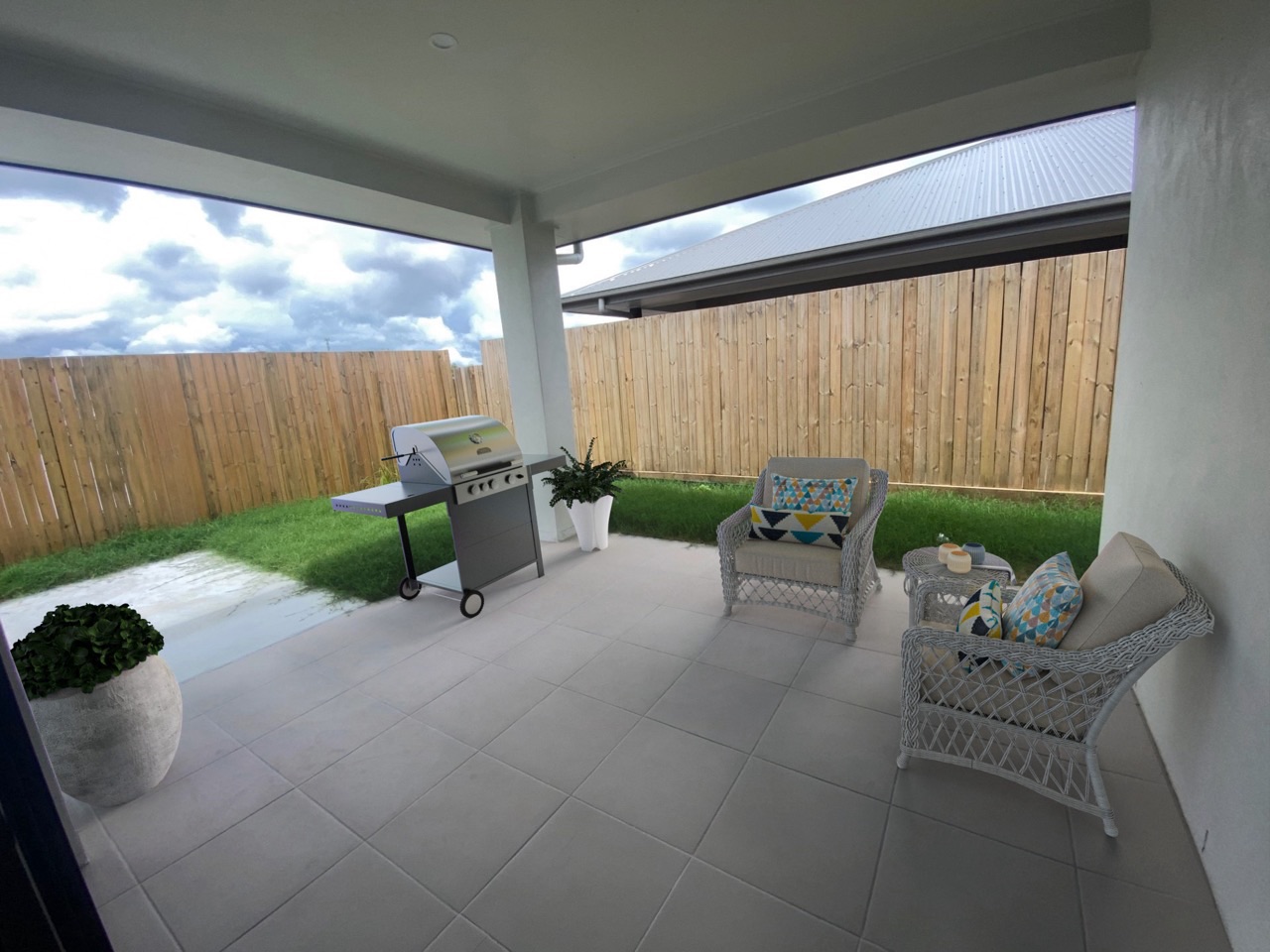 Patio Large
