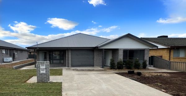 facade 2-835x467 (1) - Edited