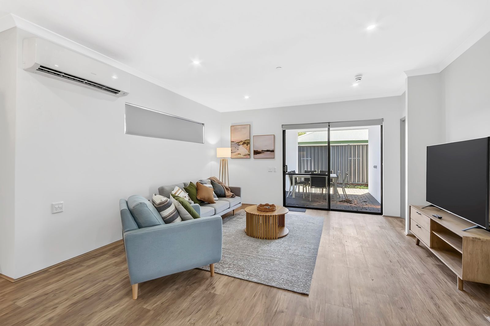 003 Open2view_ID999327-32_Coomberdale_Road__Midvale