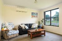 09 SILL026_LR_windale_shared living room