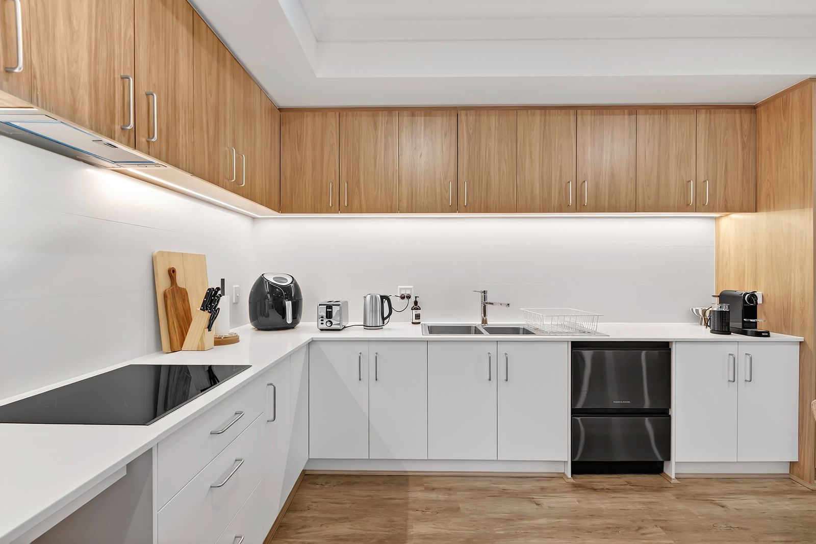 008 Open2view_ID999327-32_Coomberdale_Road__Midvale