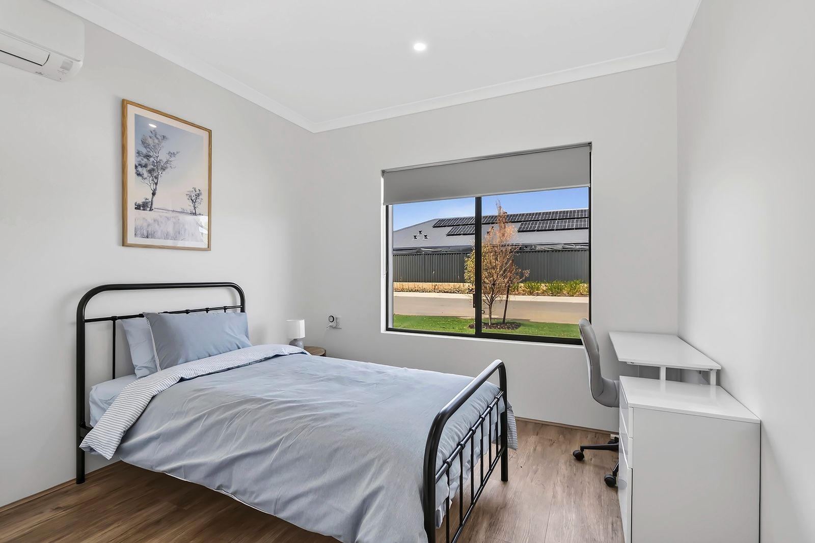 020 Open2view_ID999327-32_Coomberdale_Road__Midvale